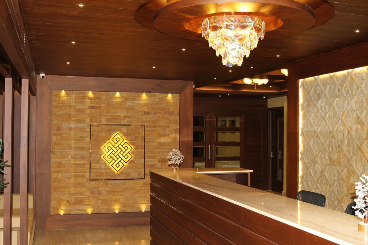 Retrieve Health & Wellness Hotel Kochi Buitenkant foto
