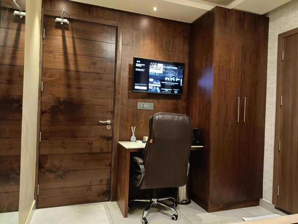 Retrieve Health & Wellness Hotel Kochi Buitenkant foto