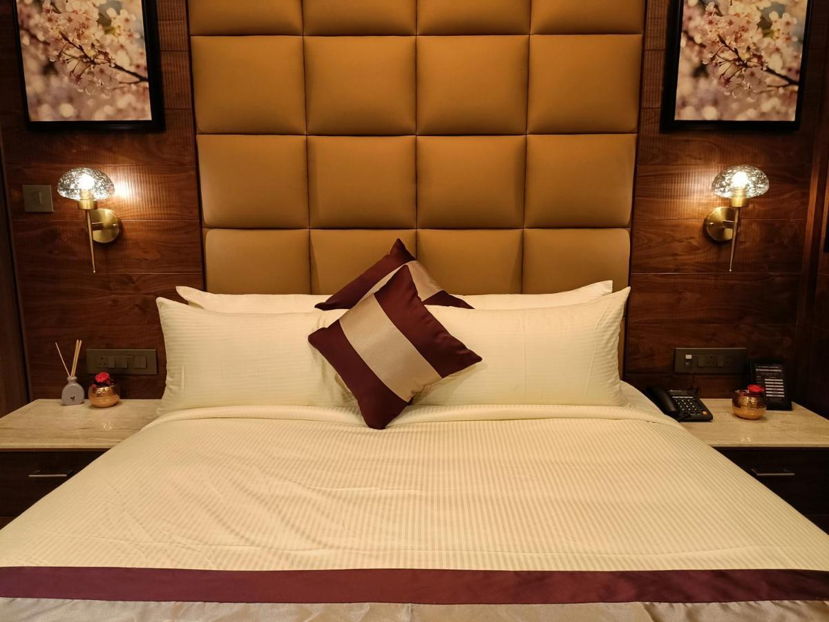 Retrieve Health & Wellness Hotel Kochi Buitenkant foto