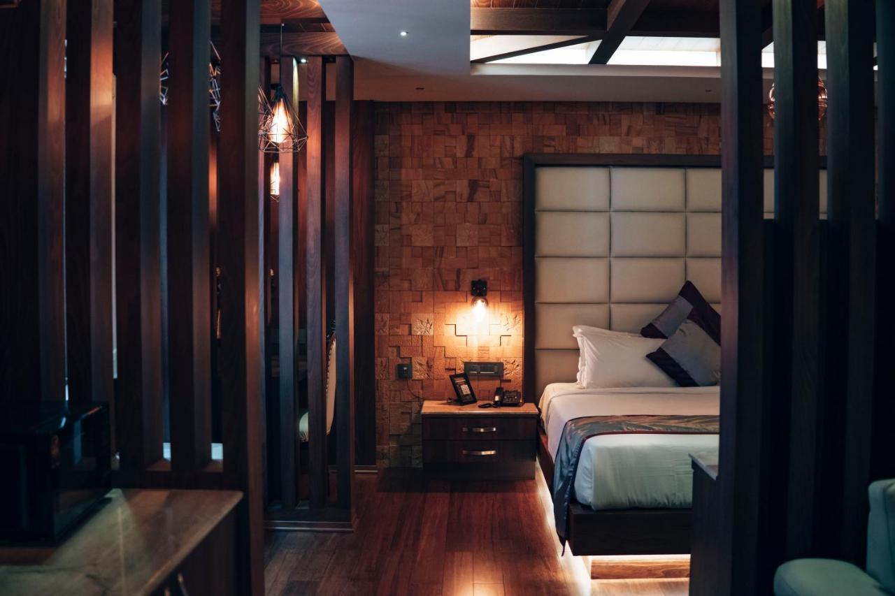 Retrieve Health & Wellness Hotel Kochi Buitenkant foto