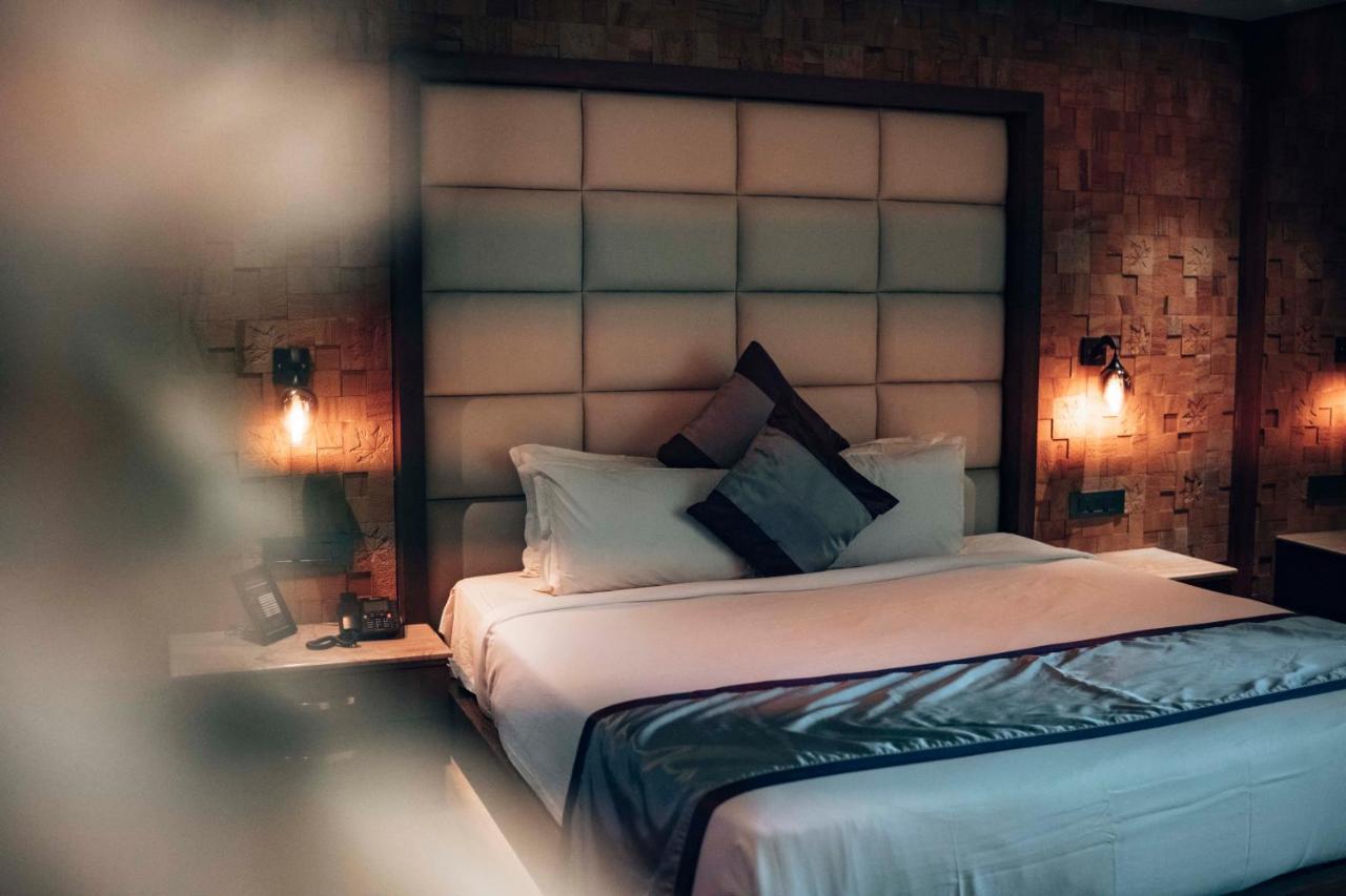 Retrieve Health & Wellness Hotel Kochi Buitenkant foto
